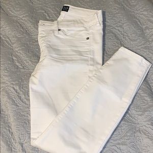 GAP White Skinny Jeans